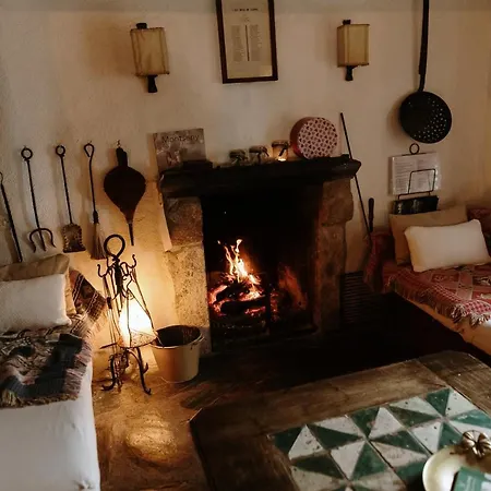 Llobet Espai Rural Slow Kır Evi