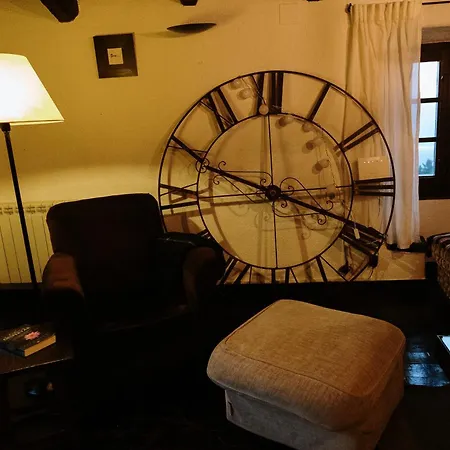 Llobet Espai Rural Slow Kır Evi *